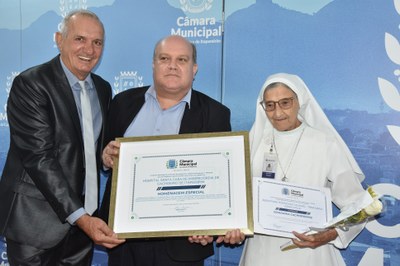 DSC_9909.JPG DSC_9909.JPG