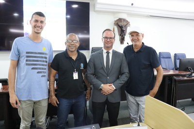 IMG_6749.JPG IMG_6749.JPG