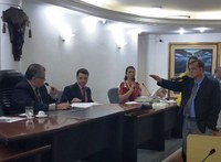 Antônio Geraldo é empossado na Câmara