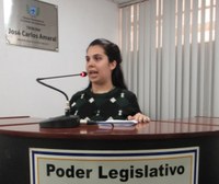 Atriz fala das dificuldades do fazer artístico