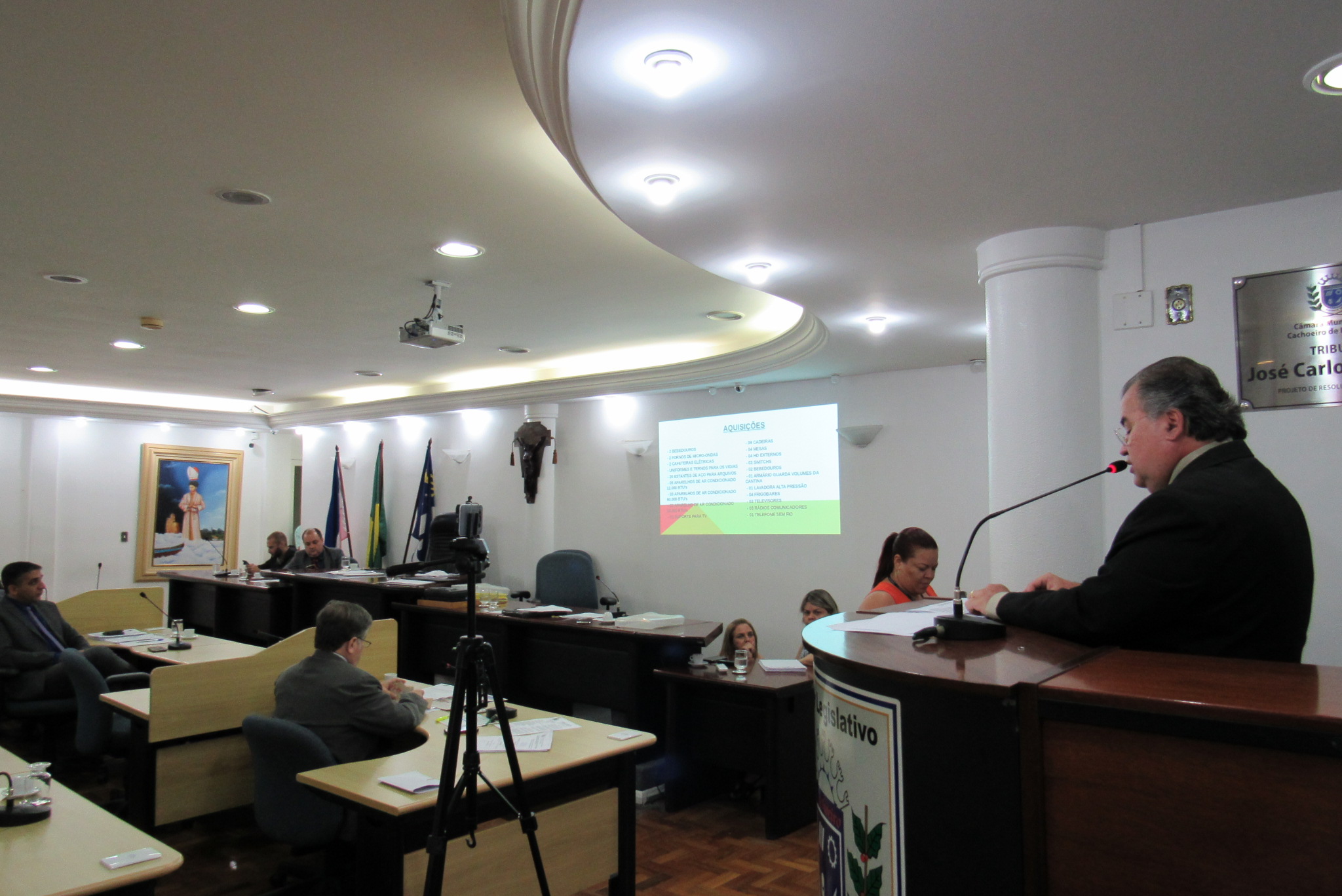 Bastos presta contas de gestão na presidência 