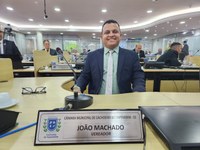 Câmara aprova criação de espaços públicos exclusivos para pets em Cachoeiro