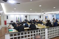 Câmara aprova PL que garante pagamento do piso da enfermagem aos profissionais da rede municipal de Cachoeiro