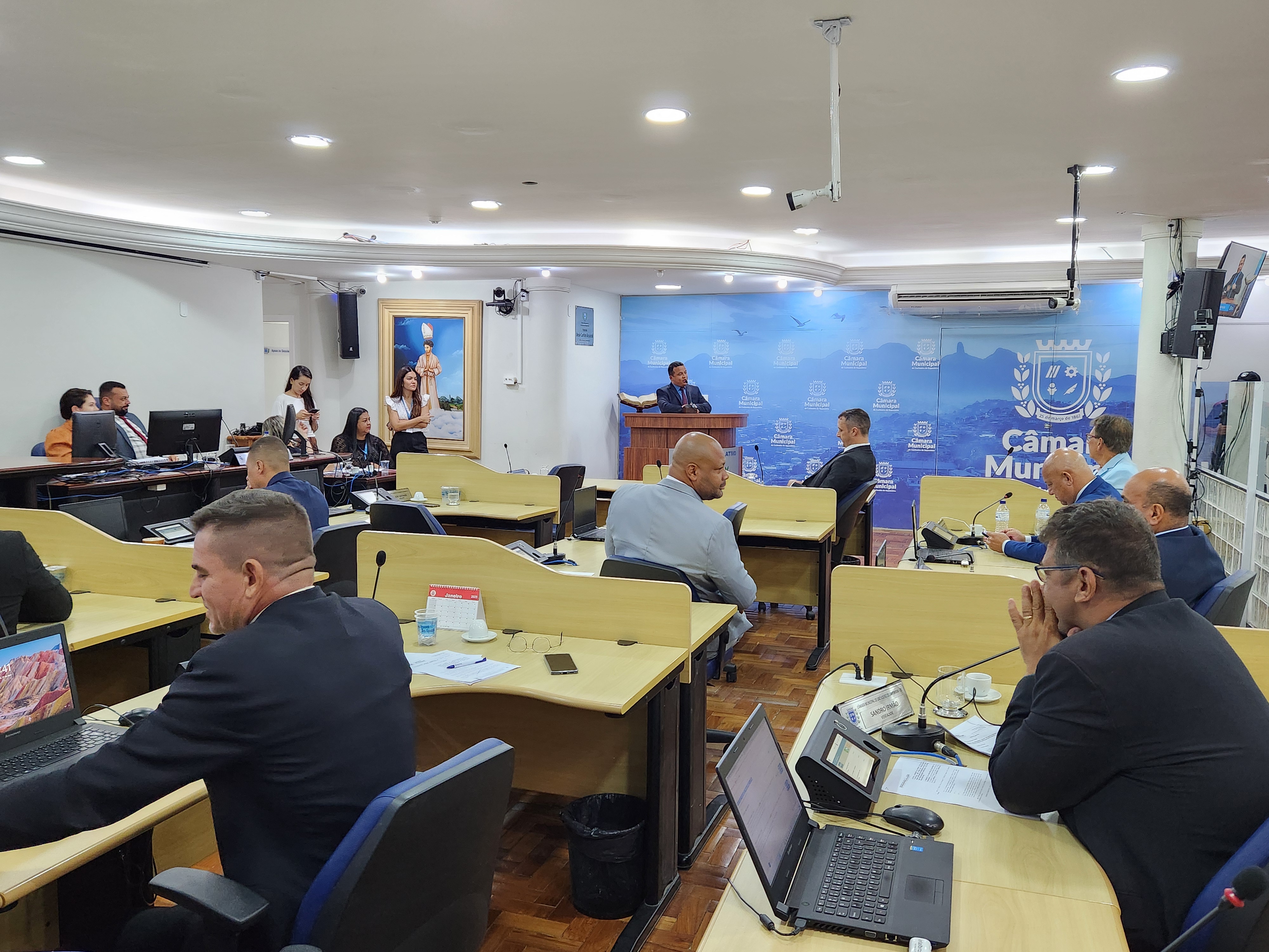 Câmara aprova projeto de lei que regulamenta transporte alternativo em Cachoeiro