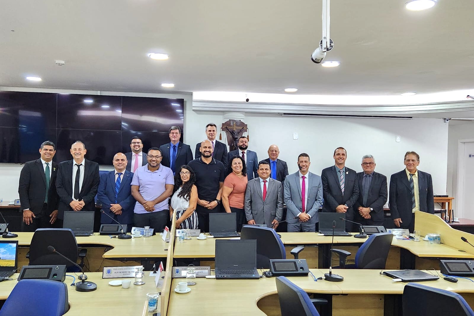 Câmara aprova reajuste no valor dos plantões dos conselheiros tutelares de Cachoeiro