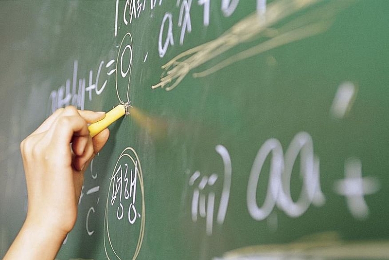 Câmara de Cachoeiro aprova pagamento do piso salarial nacional do magistério