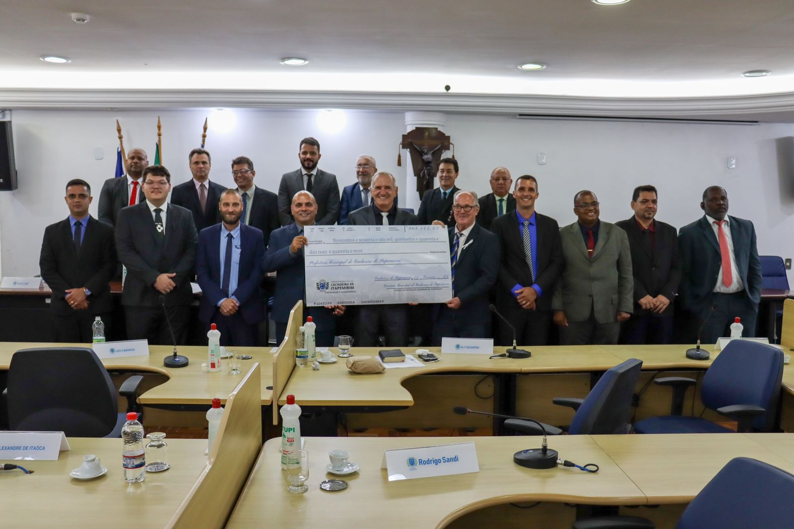 Câmara de Cachoeiro devolve quase R$ 1 milhão à prefeitura