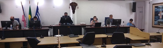 Câmara de Cachoeiro discute orçamento em sessão extraordinária