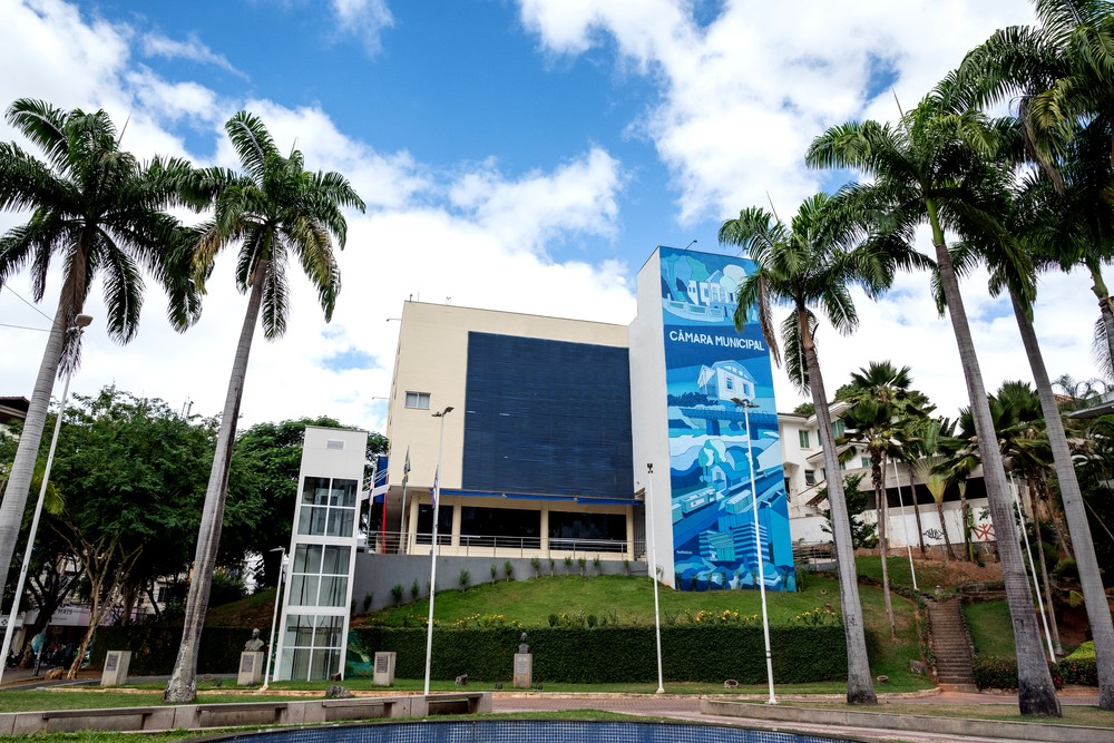 Câmara de Cachoeiro retoma atividades legislativas com primeira sessão ordinária de 2026
