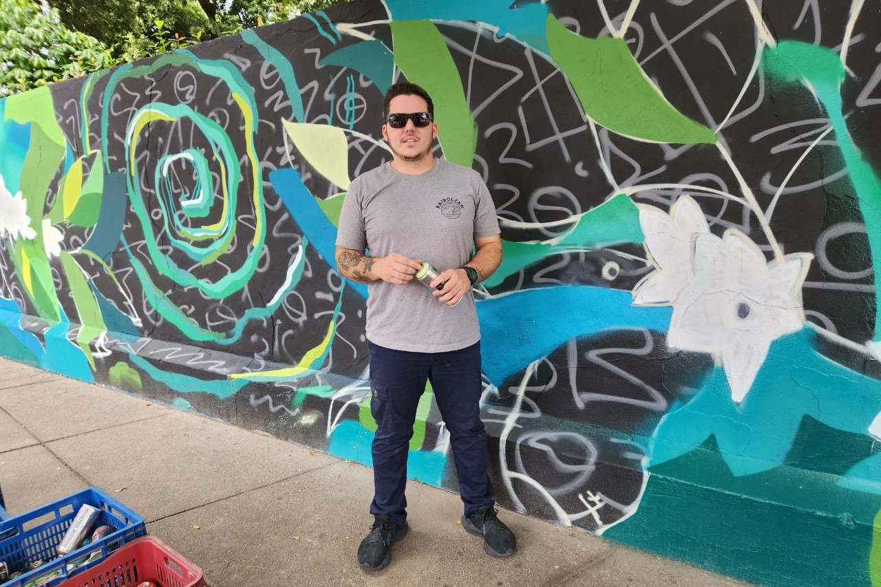 Câmara de Cachoeiro terá painel artístico assinado por Raí Bolzan