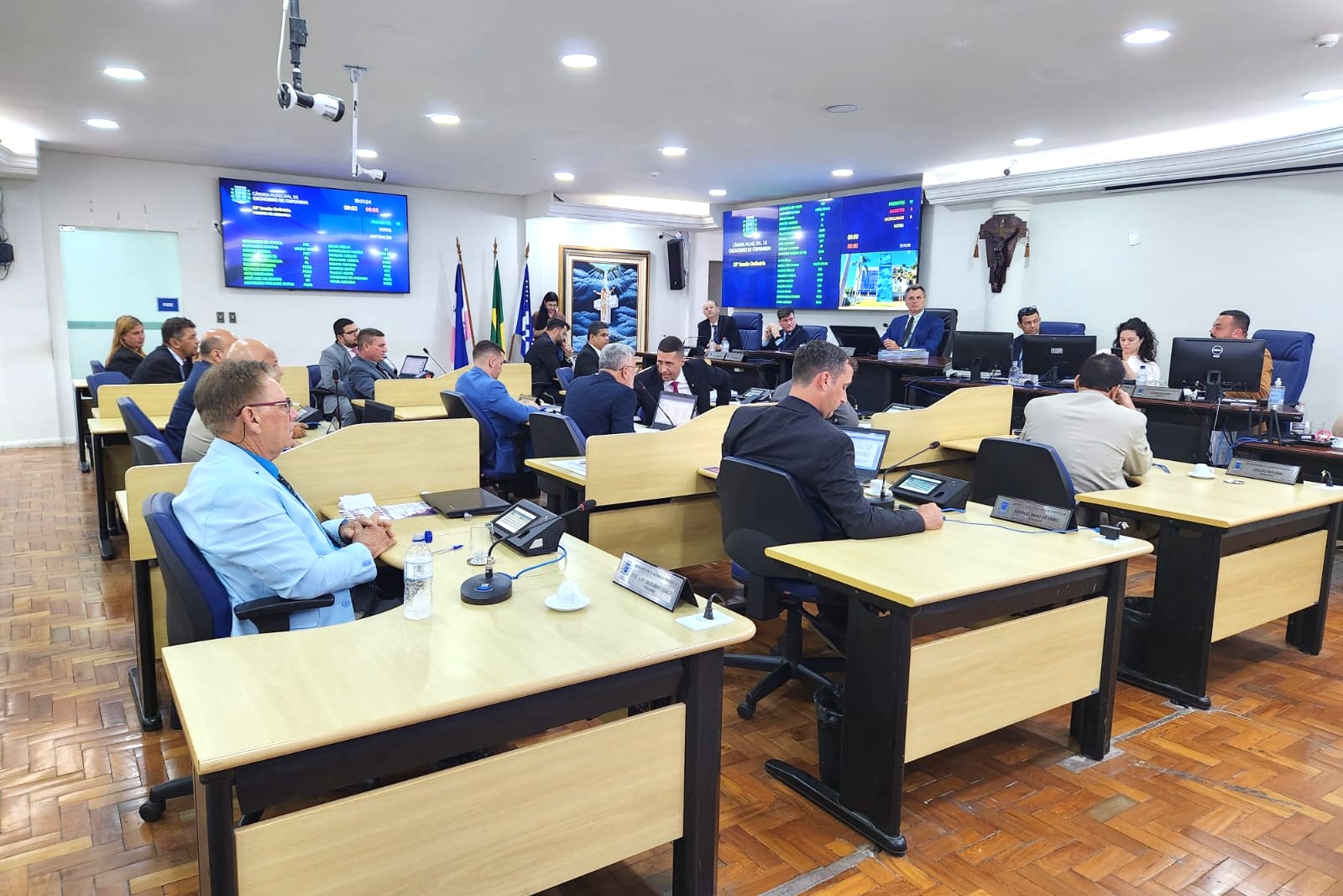 Câmara fecha o ano legislativo com aprovação de projetos importantes para Cachoeiro