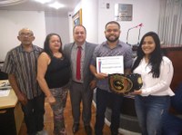 Câmara homenageia atleta