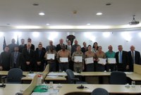 Câmara homenageia bombeiros