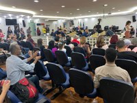 Câmara homenageia estudantes e profissionais das áreas de saúde, nutrição e inclusão