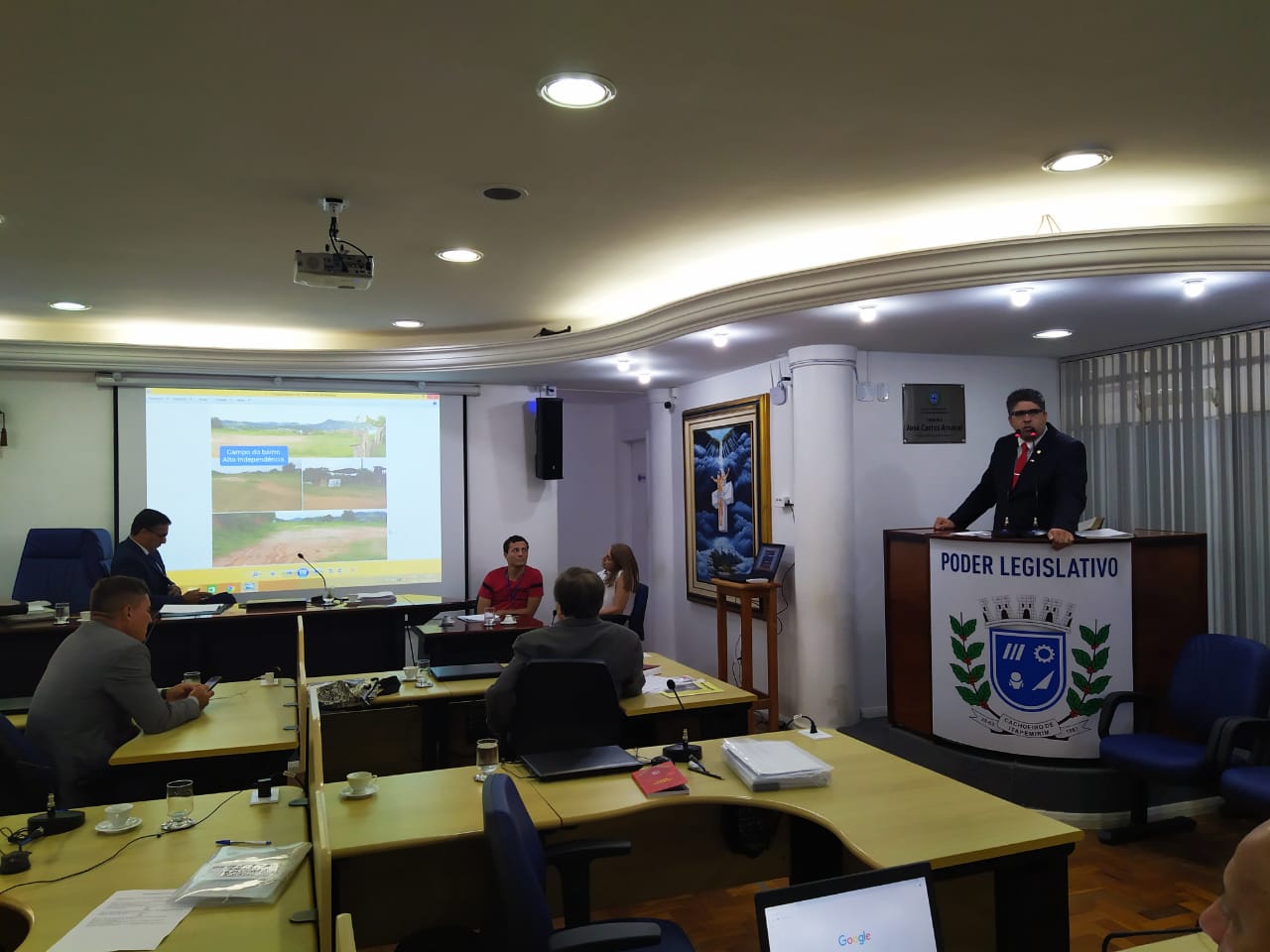 Câmara inaugura uso de imagem durante sessão