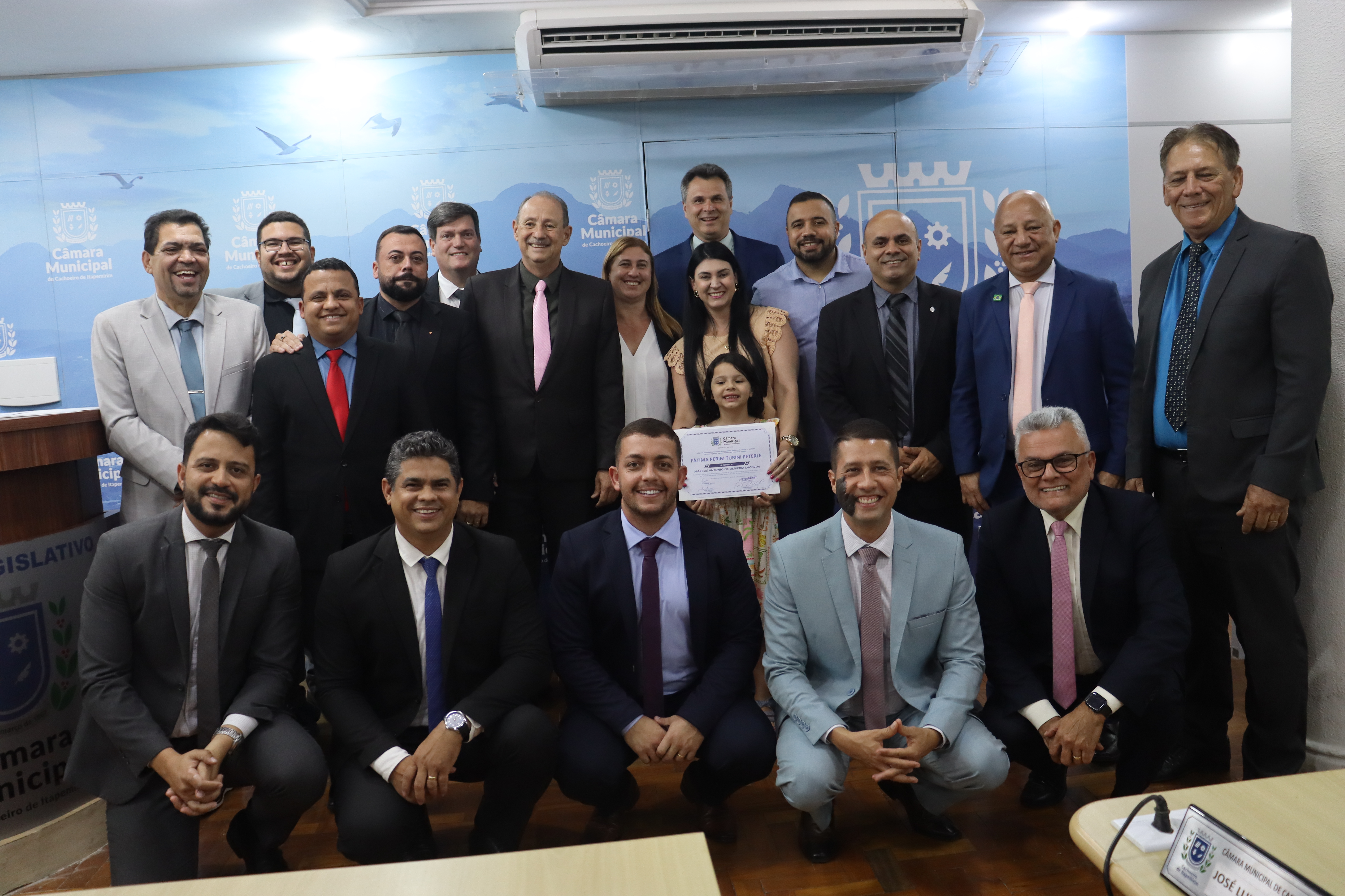 Câmara realiza solenidade para entrega de homenagens de outubro