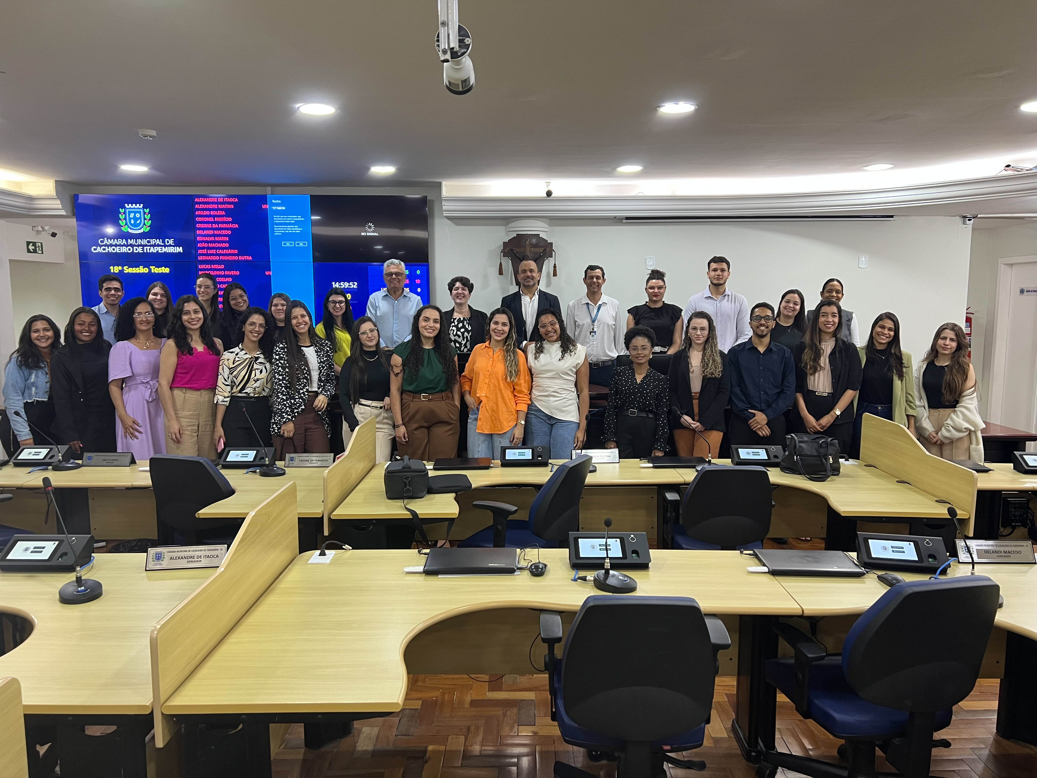Câmara recebe estudantes de Direito da São Camilo em visita institucional