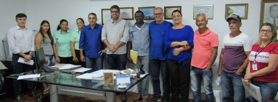 Comissão de agricultura recebe demandas dos produtores da Feira do Servidor