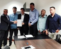 Vereador propõe mutirão para regularizar motofrete