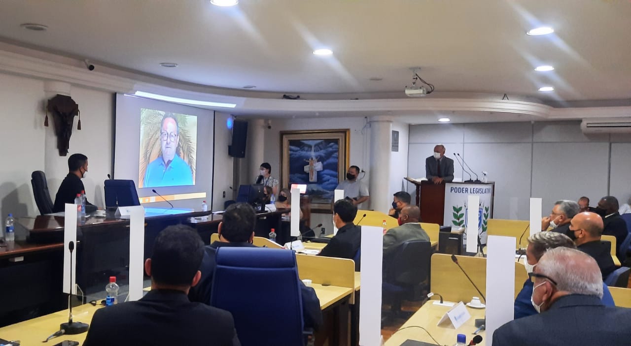 Durante sessão, Câmara presta homenagem a Silvinho