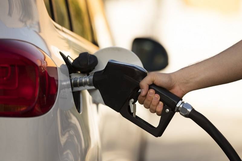 Formada comissão especial que vai investigar preços dos combustíveis em Cachoeiro