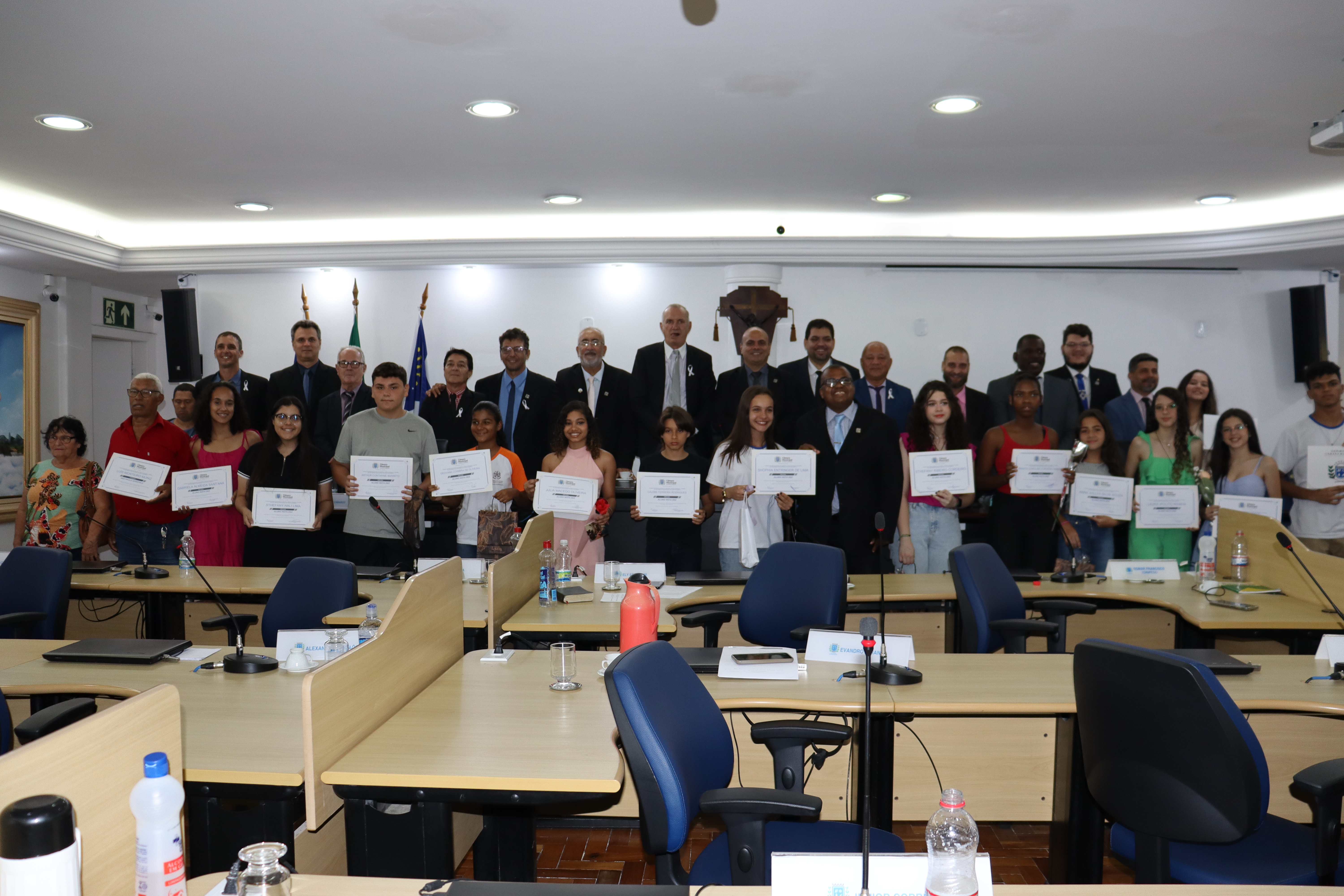 Homenagens do mês de dezembro: Câmara realiza última sessão solene de 2022 