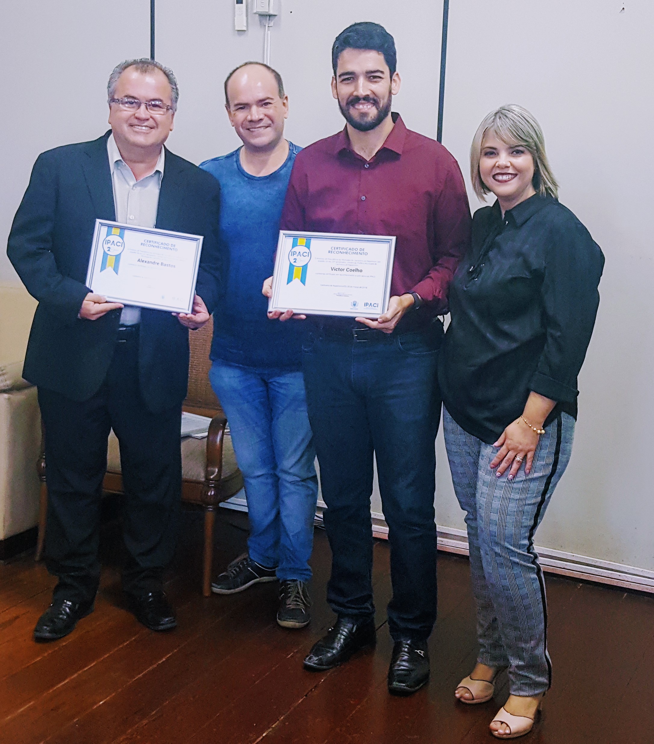 Ipaci homenageia presidente da Câmara