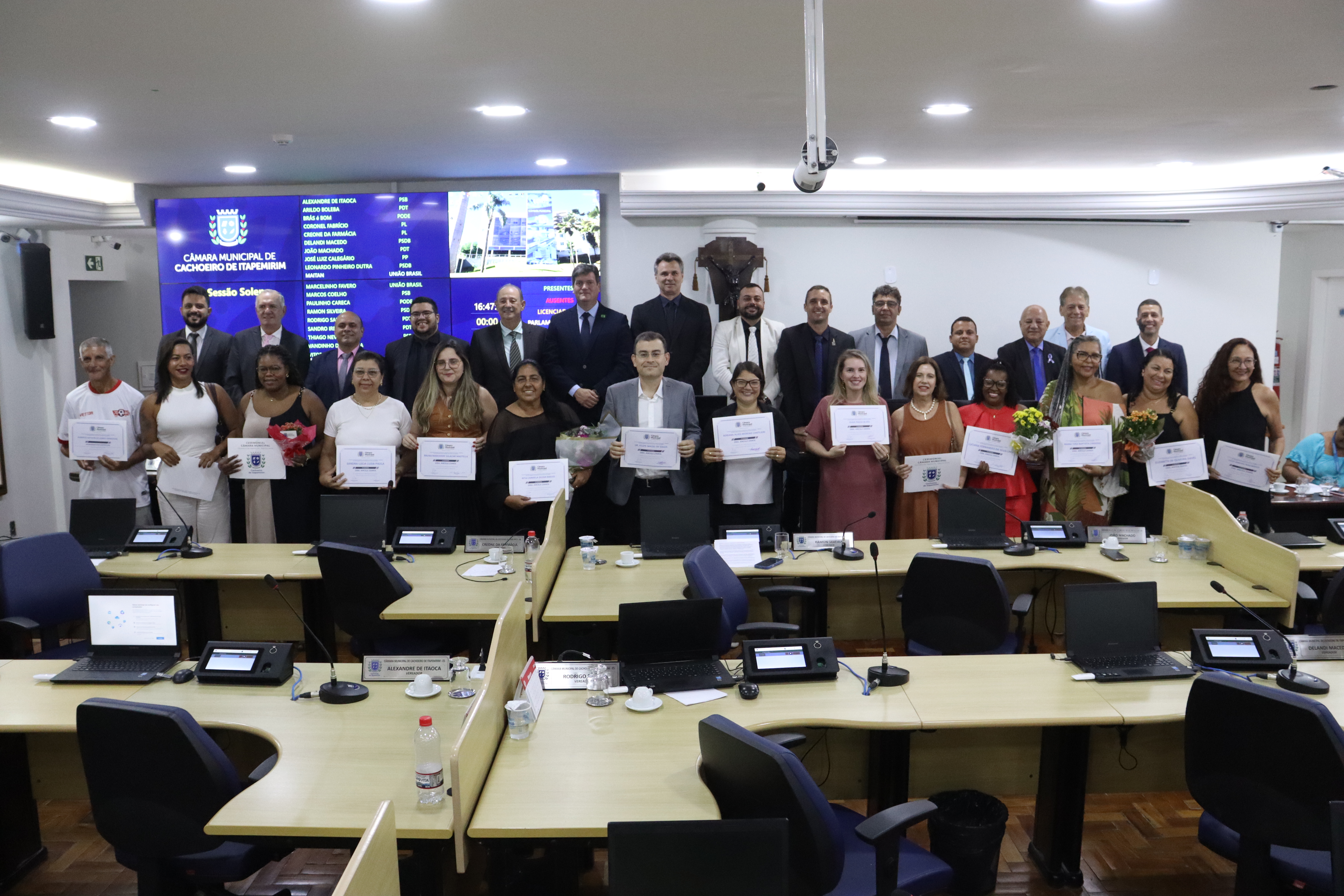 Março: Vereadores homenageiam mulheres cachoeirenses e mais destaques do mês