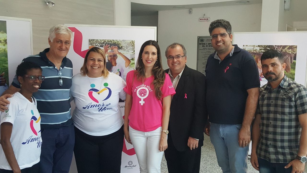 Palestra e exposição no Outubro Rosa da Câmara