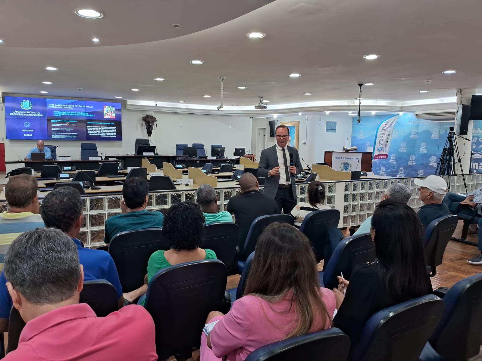 Palestra esclarece sobre novas regras para eleições municipais