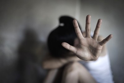 Projeto amplia restrições para nomeação de condenados por violência contra a mulher em cargos públicos municipais