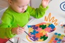 Projeto garante matrícula de estudantes com autismo em escola próxima à residência ou ao trabalho dos responsáveis Projeto garante matrícula de estudantes com autismo em escola próxima à residência ou ao trabalho dos responsáveis
