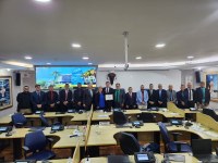 Sessão na Câmara de Cachoeiro é marcada por emoção na despedida de suplentes