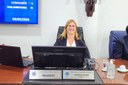 Única vereadora da Casa, Ednalva Marin preside sessão em semana do Dia da Mulher
