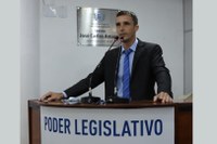 Vereador Marcelinho Fávero quer serviço de empacotador em caixas prioritários