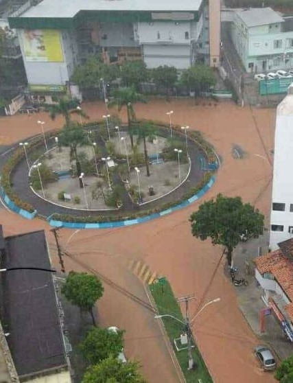Vereadores cobram solução urgente para alagamentos em Cachoeiro