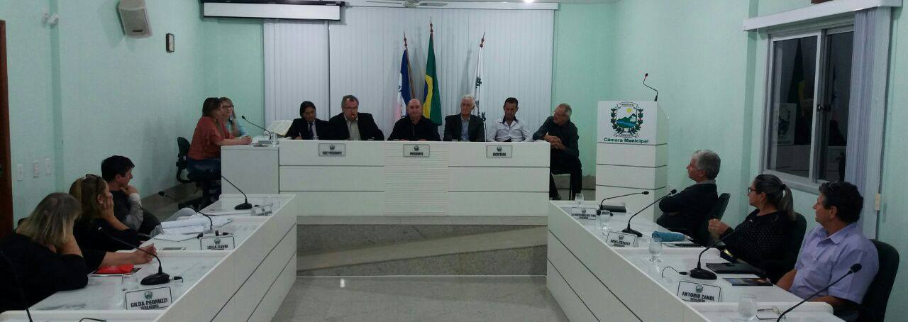 Vereadores de Cachoeiro contra retirada de trilhos em Vargem Alta