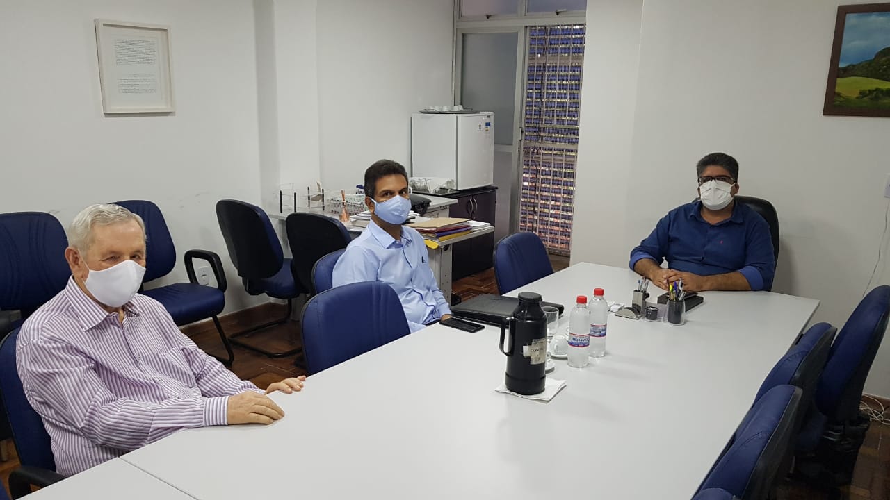 Vereadores propõem hospital de campanha