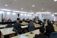 Rejeitado reajuste para servidor da Câmara